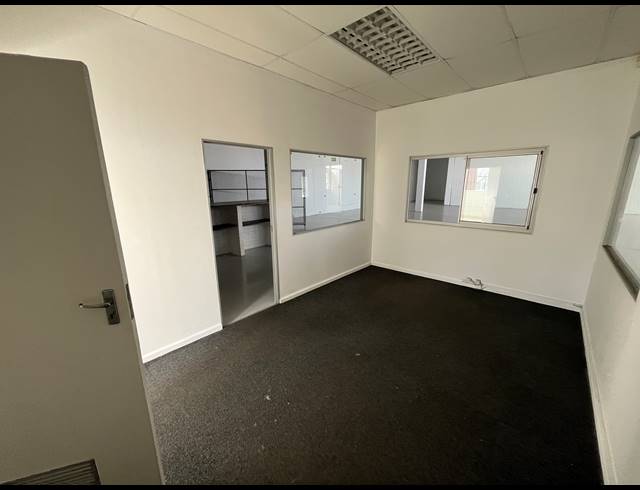 474M² WAREHOUSE TO LET IN MAITLAND